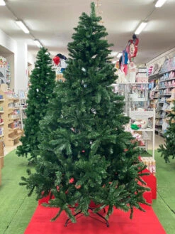 Albero Di Natale Uragano 270 Cm